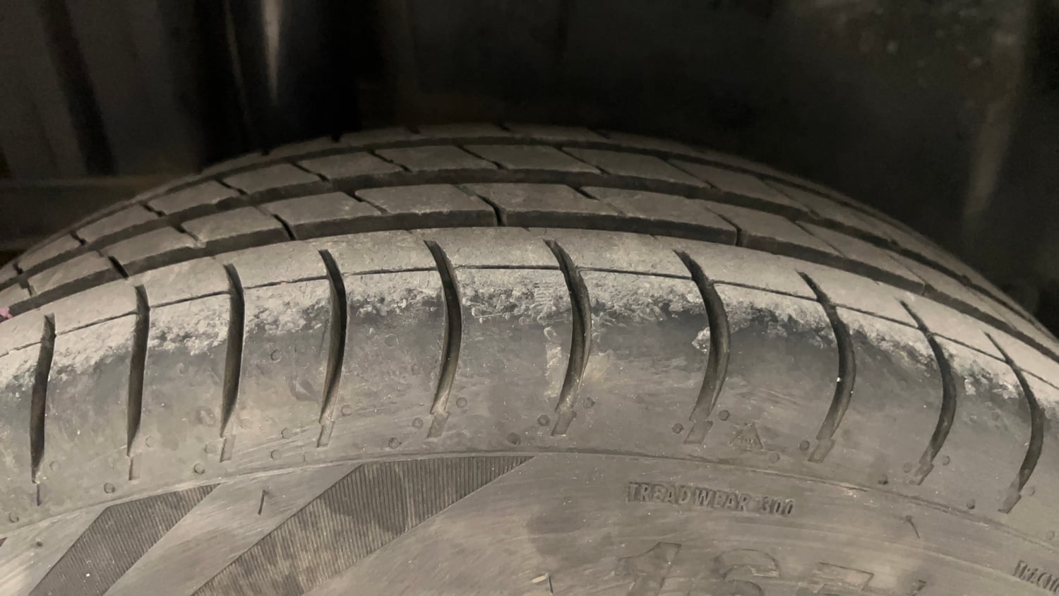 Used 2012 Maruti Suzuki Swift VXi Petrol Manual tyres RIGHT REAR TYRE TREAD VIEW