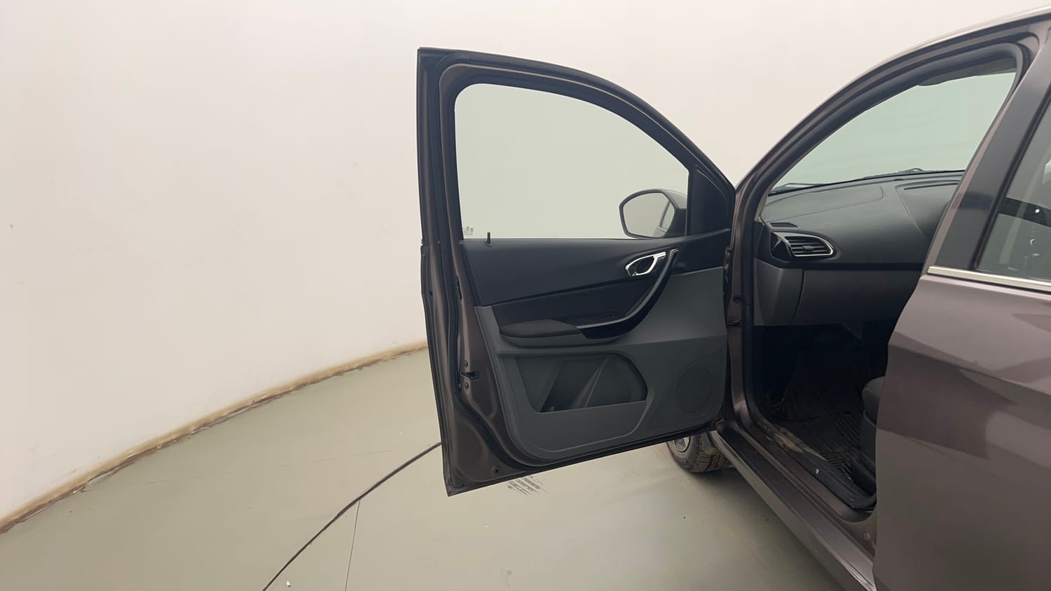 Used 2018 Tata Tigor Revotron XZA Petrol Automatic interior LEFT FRONT DOOR OPEN VIEW