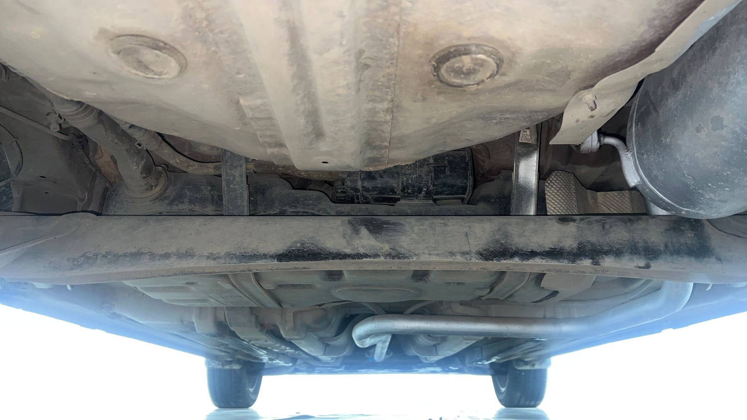 Used 2016 Hyundai Elite i20 Asta 1.2 Petrol Manual extra REAR UNDERBODY VIEW (TAKEN FROM REAR)