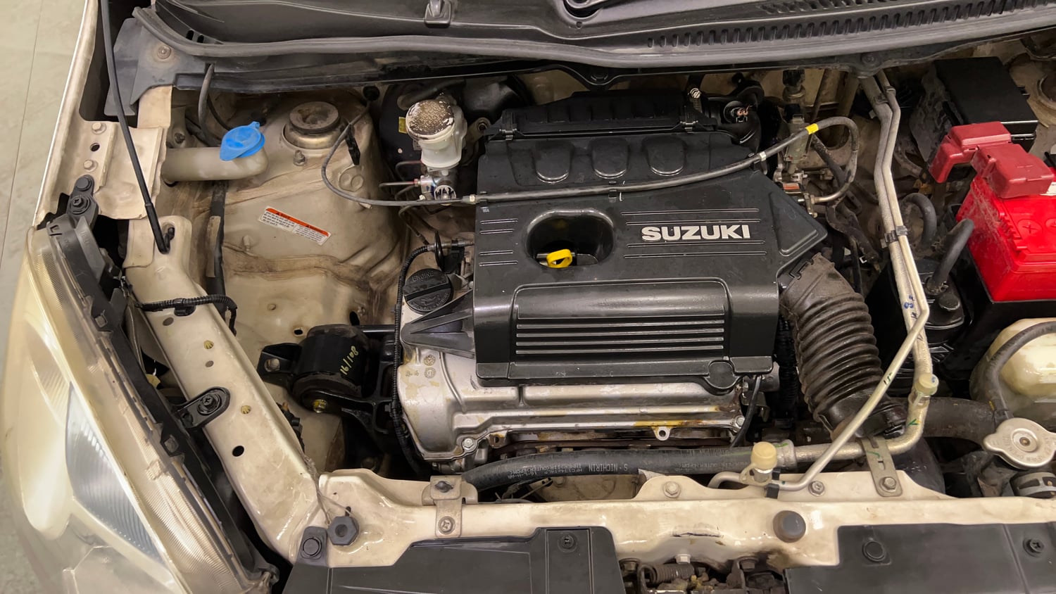 Used 2012 Maruti Suzuki Wagon R LXi Petrol Manual engine ENGINE RIGHT SIDE VIEW