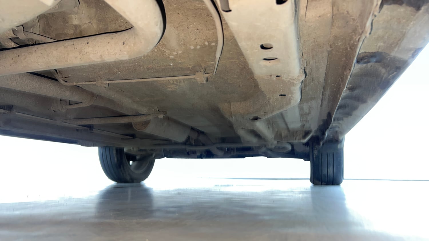 Used 2018 Tata Tigor Revotron XZA Petrol Automatic extra REAR RIGHT UNDERBODY VIEW