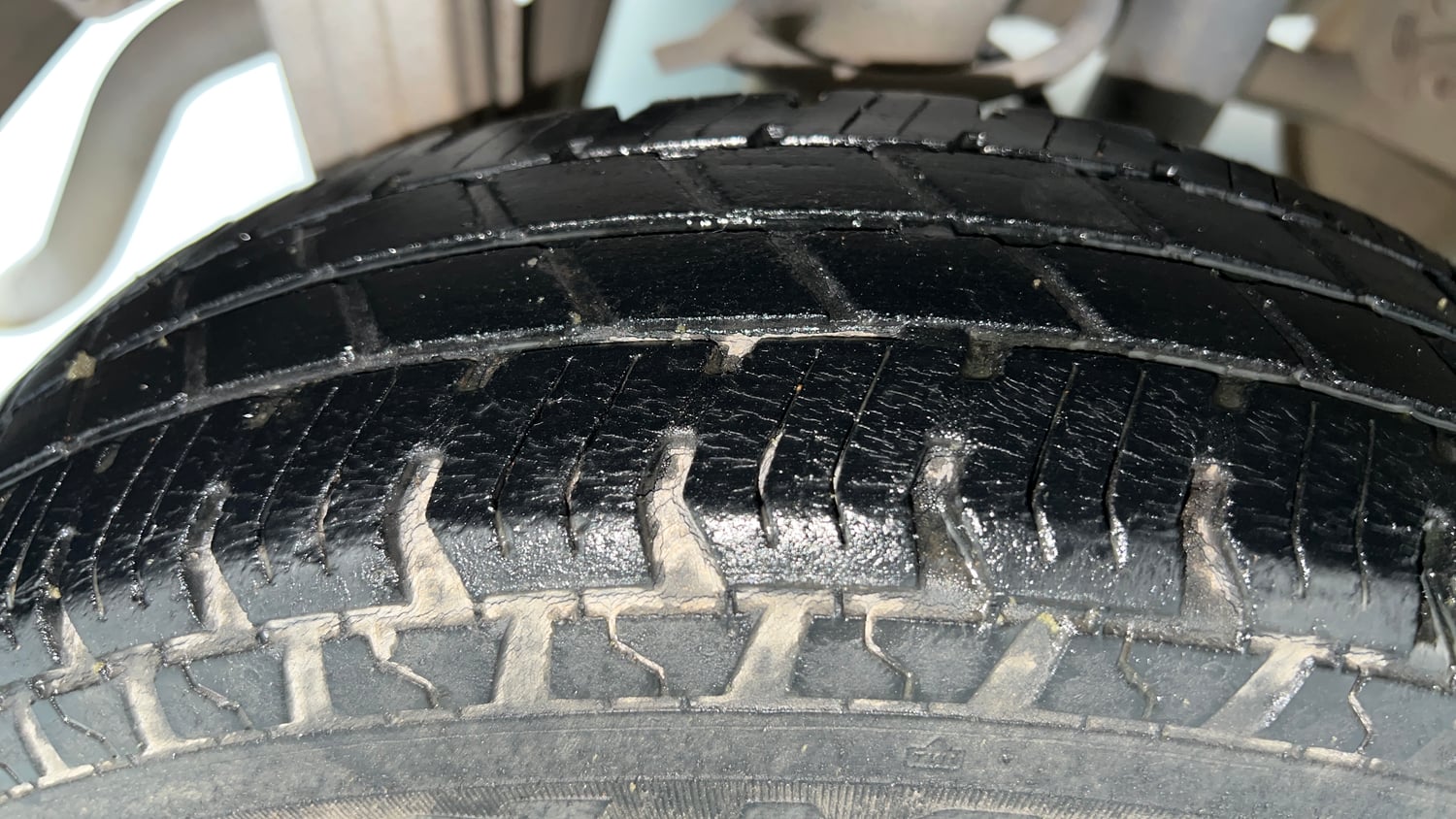 Used 2018 Maruti Suzuki Alto 800 VXi Petrol Manual tyres RIGHT REAR TYRE TREAD VIEW