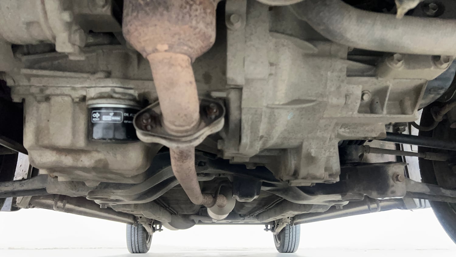 Used 2012 Maruti Suzuki Wagon R 1.0 VXi Petrol Manual extra FRONT LEFT UNDERBODY VIEW