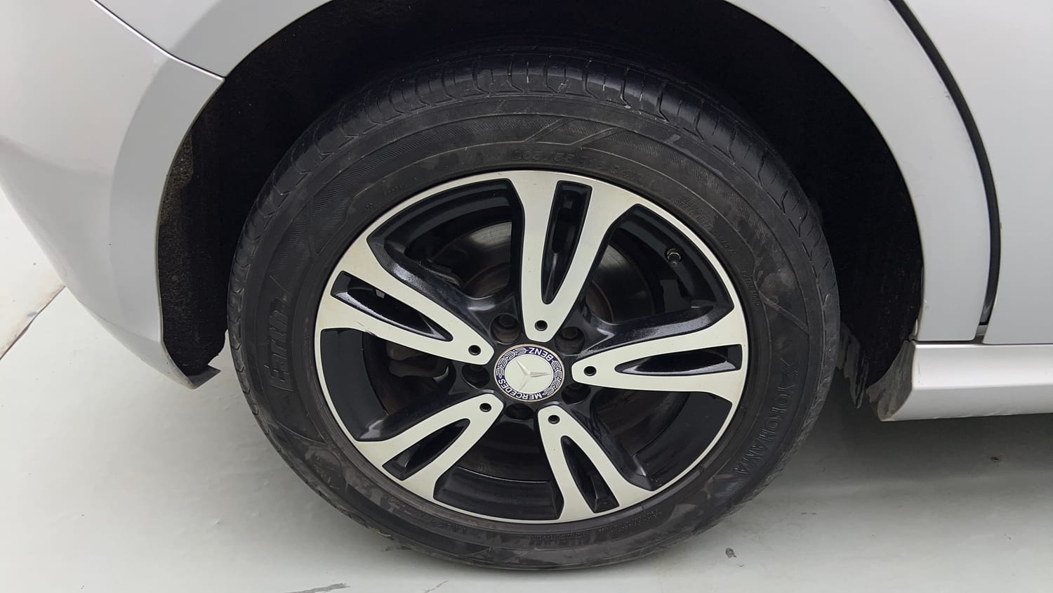 Used 2016 Mercedes-Benz A-Class A 180 Petrol Automatic tyres RIGHT REAR TYRE RIM VIEW