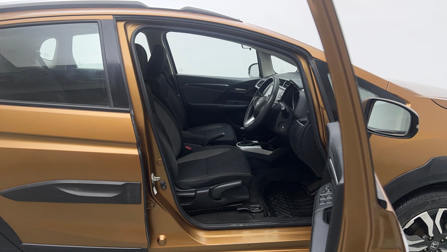 Used 2017 Honda WR-V VX MT Petrol Petrol Manual interior RIGHT SIDE FRONT DOOR CABIN VIEW