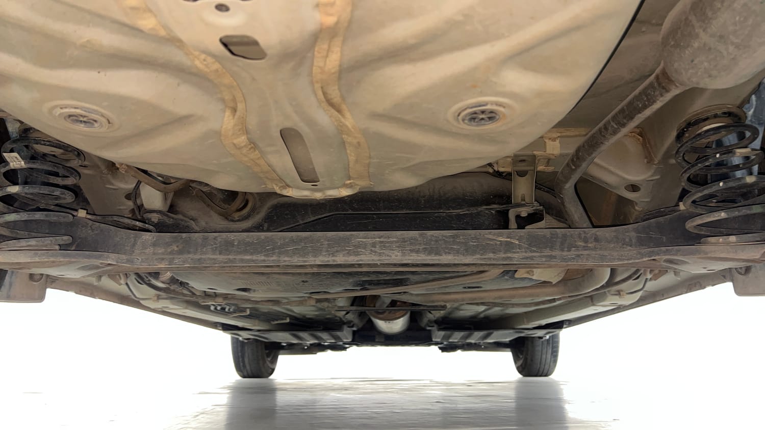 Used 2022 Maruti Suzuki Dzire VXi Petrol Manual extra REAR UNDERBODY VIEW (TAKEN FROM REAR)