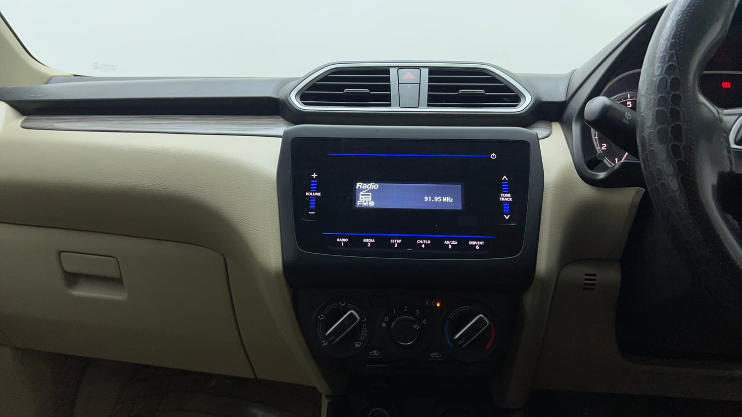 Used 2022 Maruti Suzuki Dzire VXi Petrol Manual interior MUSIC SYSTEM & AC CONTROL VIEW