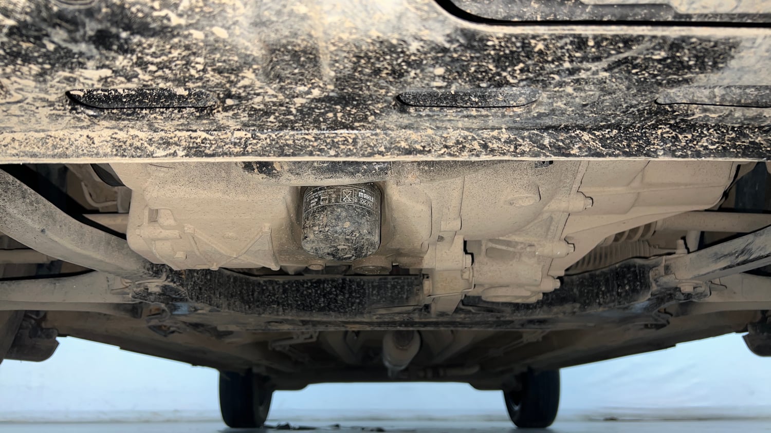 Used 2021 Nissan Magnite XV Premium Petrol Manual extra FRONT LEFT UNDERBODY VIEW