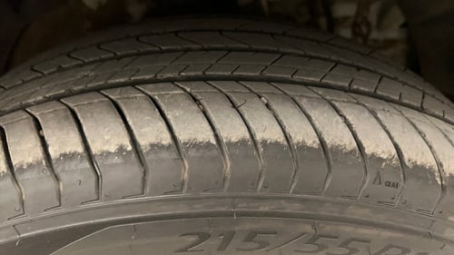Used 2024 Mahindra XUV 3XO AX7 1.2 Petrol Petrol Manual tyres RIGHT FRONT TYRE TREAD VIEW