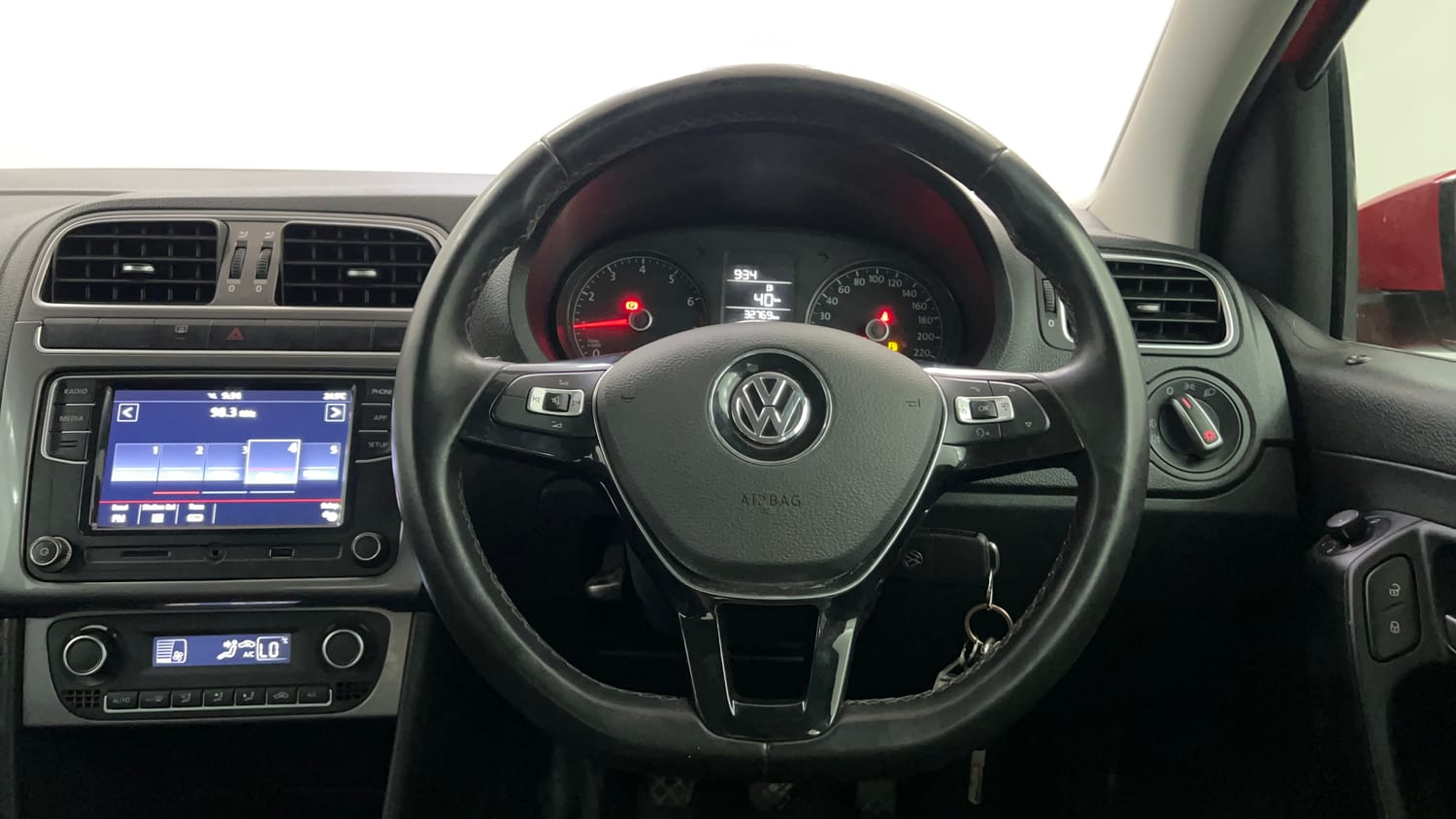 Used 2022 Volkswagen Polo Highline Plus 1.0L TSI Petrol Manual interior STEERING VIEW