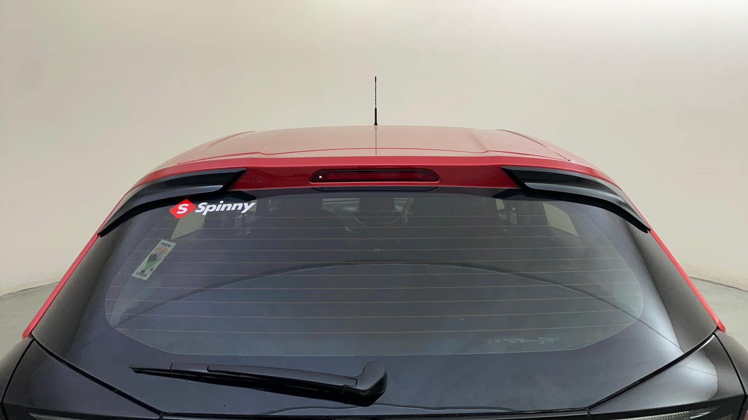 Used 2021 Tata Altroz XZ Petrol Petrol Manual exterior BACK WINDSHIELD VIEW
