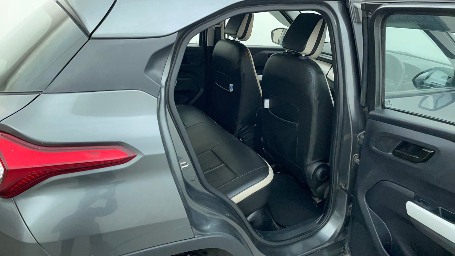 Used 2022 Tata Punch Accomplished MT Petrol + CNG(Outside Fitted) Cng Manual interior RIGHT SIDE REAR DOOR CABIN VIEW