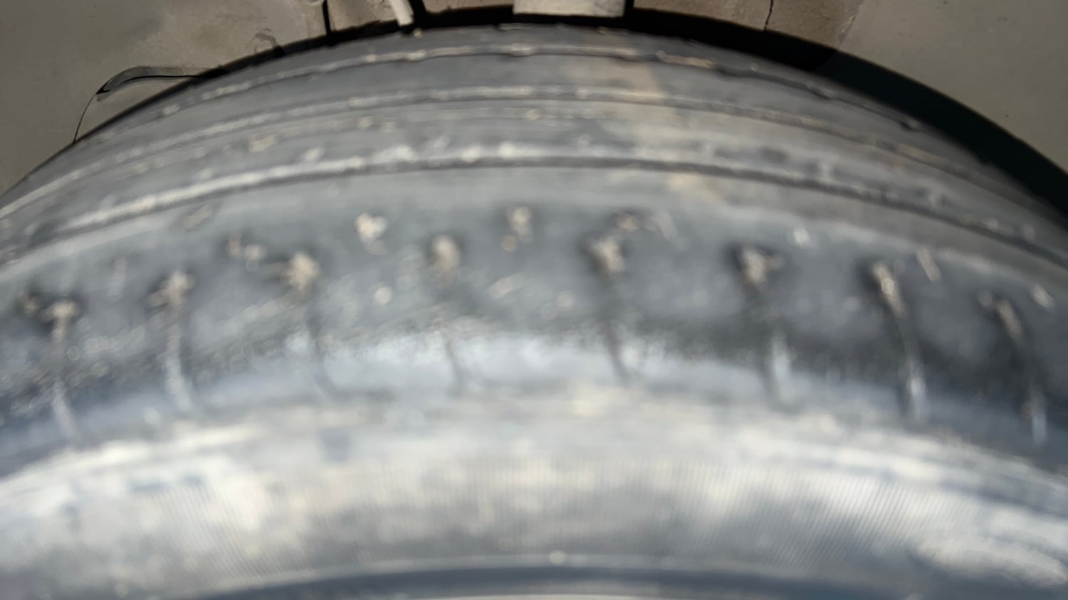 Used 2018 Tata Tigor Revotron XZA Petrol Automatic tyres LEFT FRONT TYRE TREAD VIEW