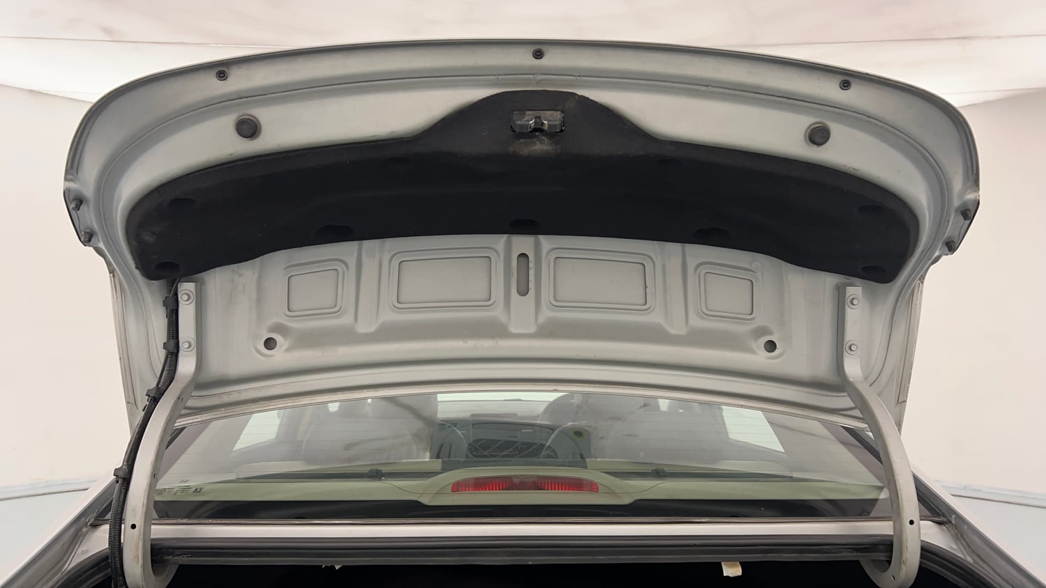 Used 2021 Hyundai Verna SX (O)1.5 MPi Petrol+ CNG (Outside Fitted) Cng Manual interior DICKY DOOR OPEN VIEW