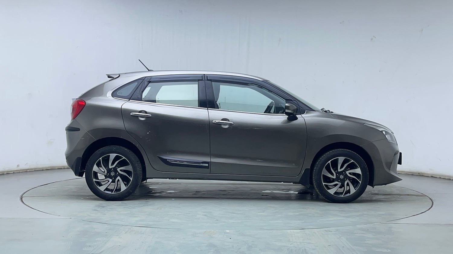 Used 2022 Maruti Suzuki Baleno Zeta Petrol Manual exterior RIGHT SIDE VIEW