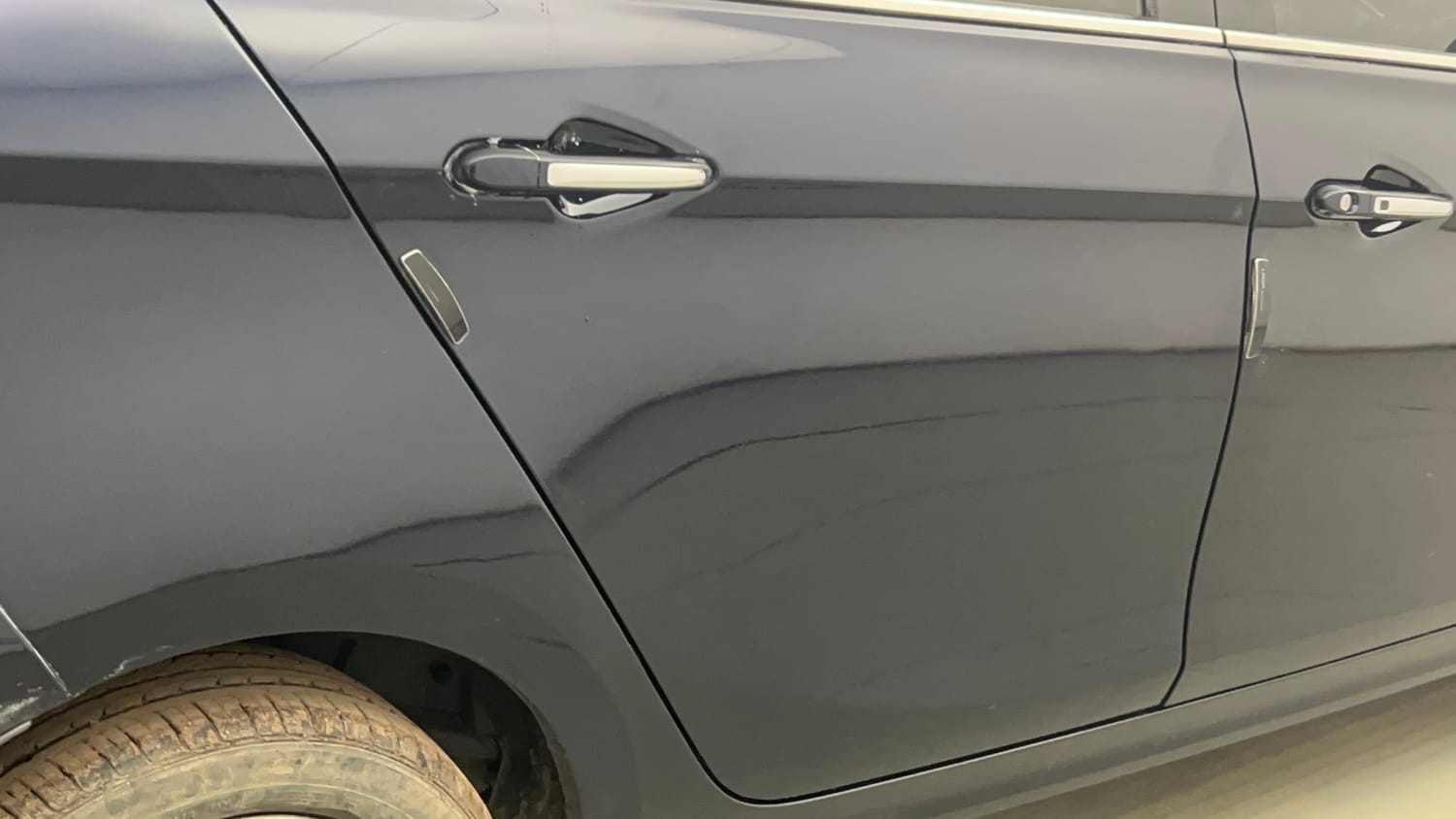 Used 2022 Tata Tigor XZ Plus Petrol Manual dents MINOR DENT