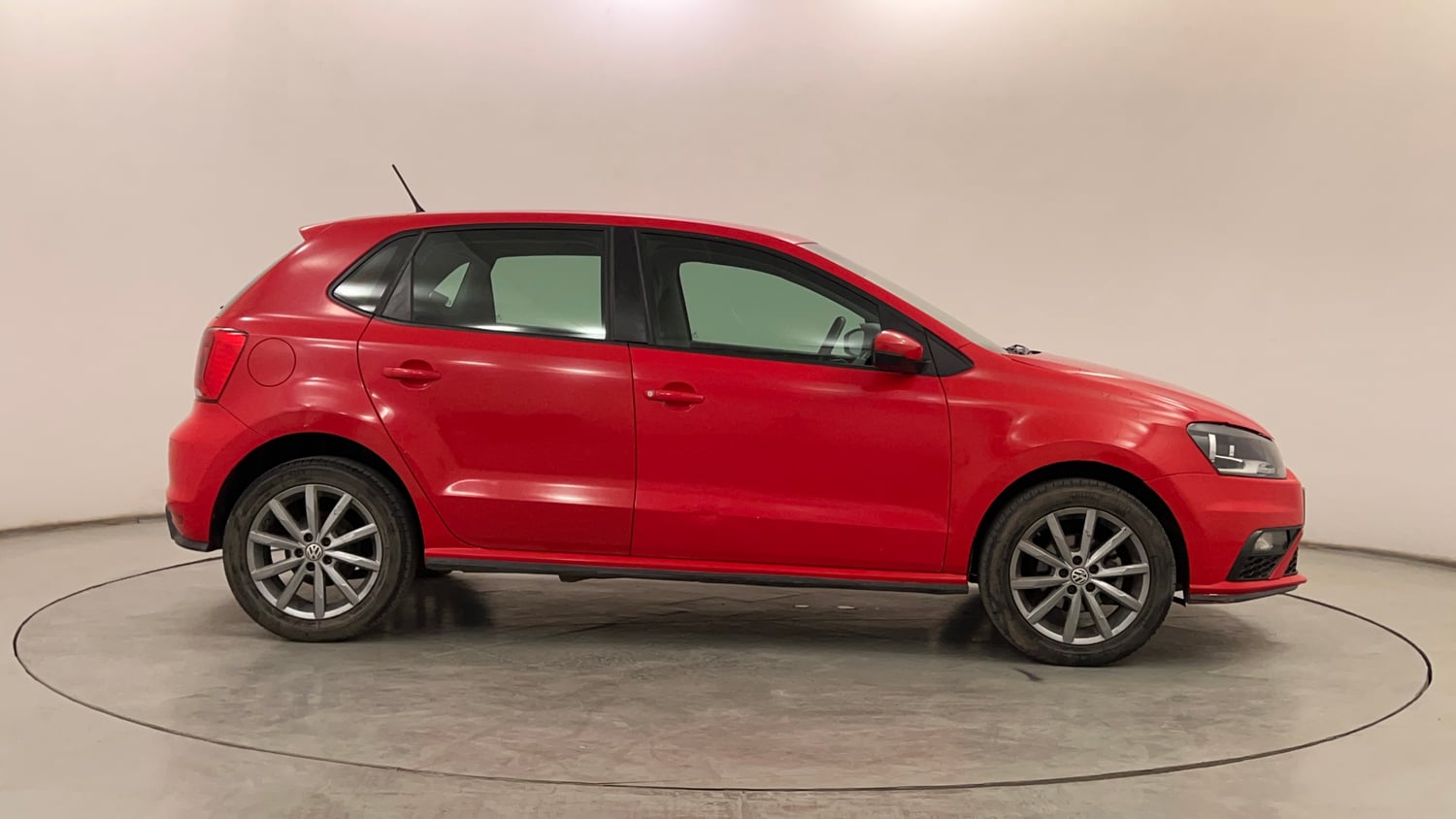 Used 2022 Volkswagen Polo Highline Plus 1.0L TSI Petrol Manual exterior RIGHT SIDE VIEW