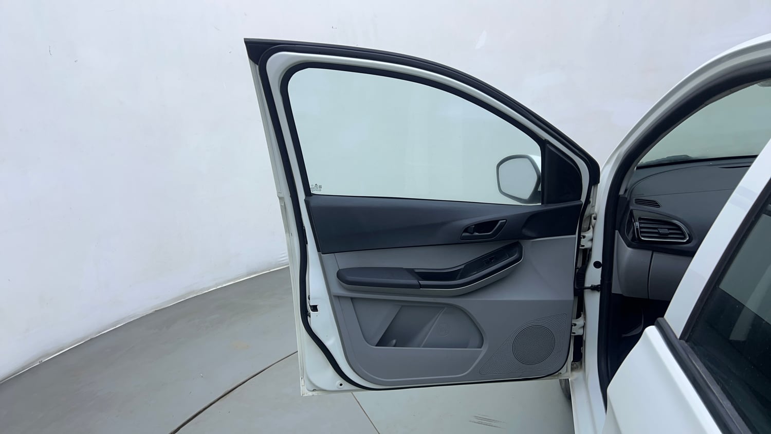 Used 2021 Tata Tiago XT Petrol Manual interior LEFT FRONT DOOR OPEN VIEW