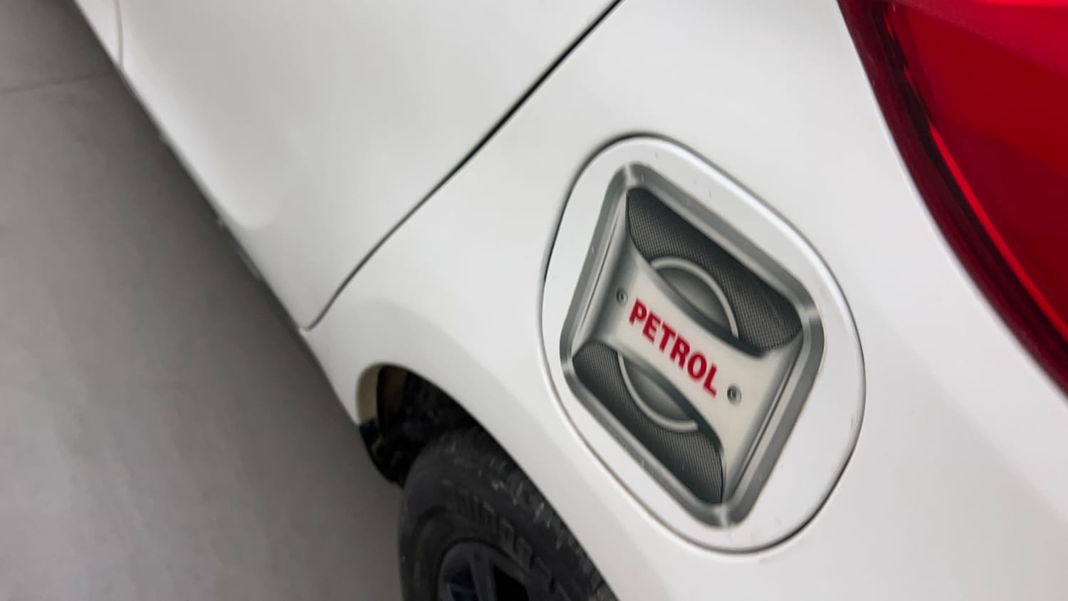 Used 2017 Tata Tiago Revotron XZA Petrol Automatic dents MINOR SCRATCH