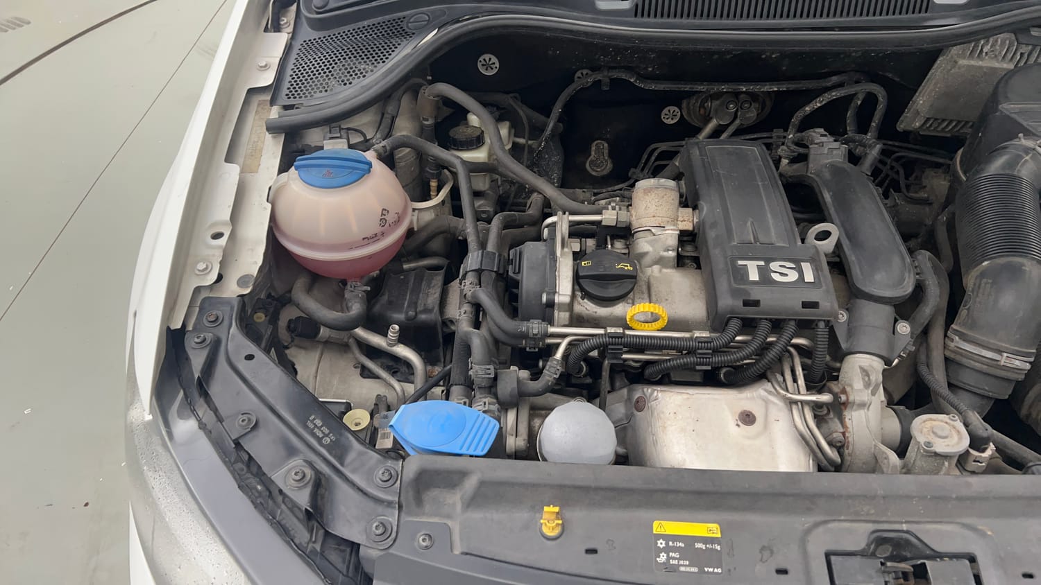 Used 2017 Volkswagen Vento Highline Plus 1.2 (P) AT 16 Alloy Petrol Automatic engine ENGINE RIGHT SIDE VIEW