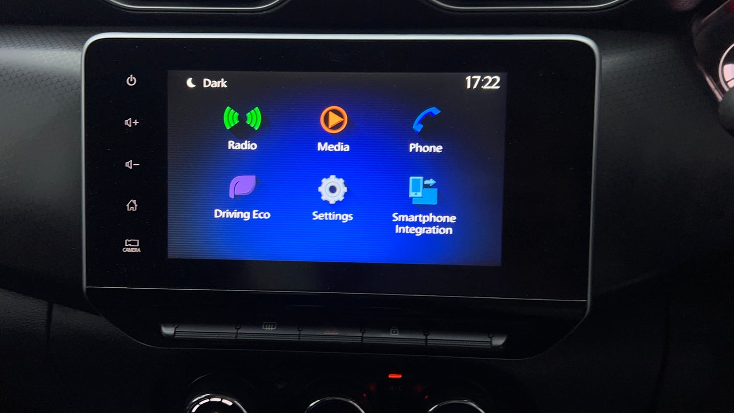 Used 2021 Nissan Magnite XV Premium Petrol Manual top_features Integrated (in-dash) music system