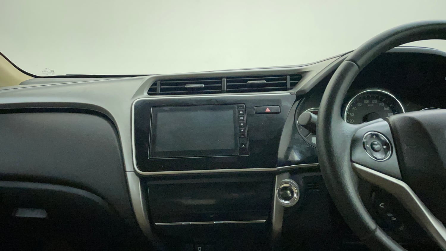Used 2020 Honda City VX CVT Petrol Petrol Automatic interior MUSIC SYSTEM & AC CONTROL VIEW