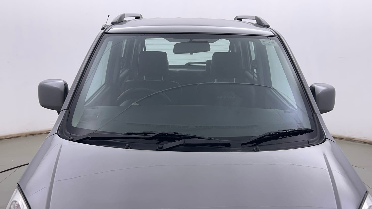 Used 2018 Maruti Suzuki Wagon R 1.0 VXI AMT Petrol Automatic exterior FRONT WINDSHIELD VIEW