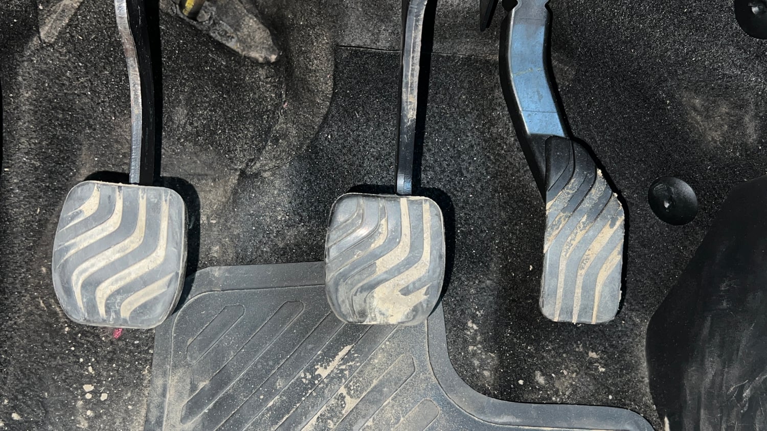 Used 2021 Nissan Magnite XV Premium Petrol Manual interior PEDALS VIEW