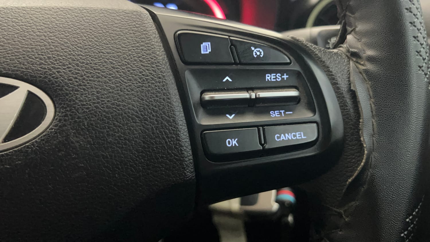 Used 2023 Hyundai Exter SX 1.2 MT Petrol Manual top_features Cruise control