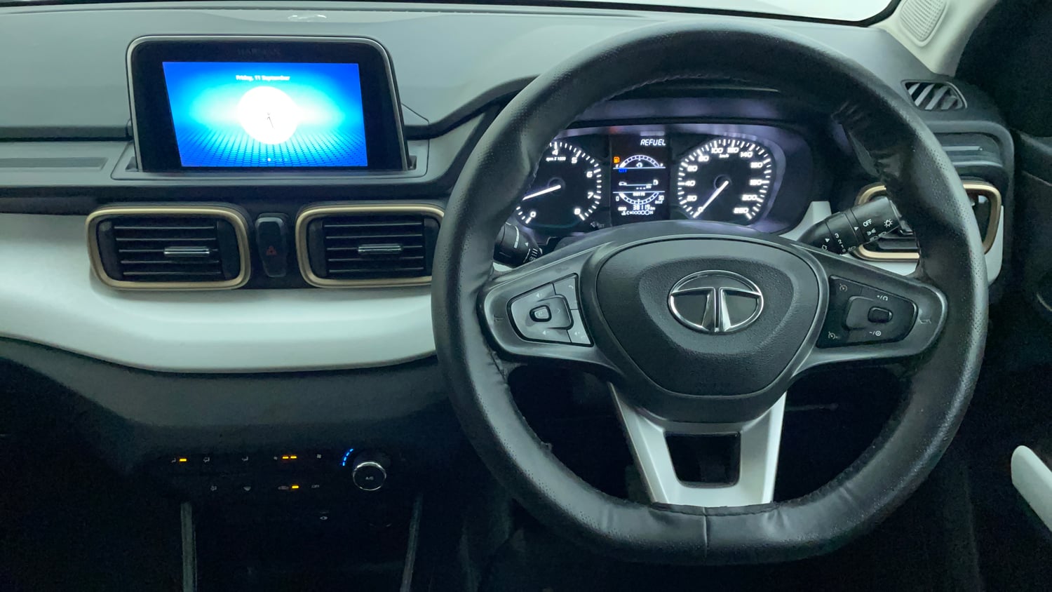 Used 2022 Tata Punch Accomplished MT Petrol + CNG(Outside Fitted) Cng Manual interior STEERING VIEW