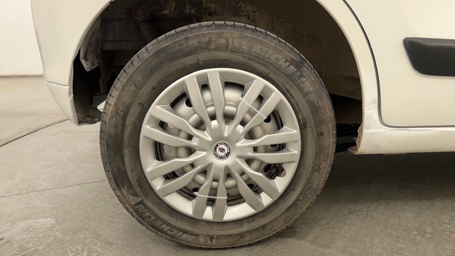 Used 2012 Maruti Suzuki Wagon R LXi Petrol Manual tyres RIGHT REAR TYRE RIM VIEW