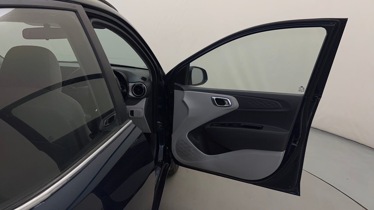 Used 2021 Hyundai Grand i10 Nios Sportz 1.2 Kappa VTVT Petrol Manual interior RIGHT FRONT DOOR OPEN VIEW