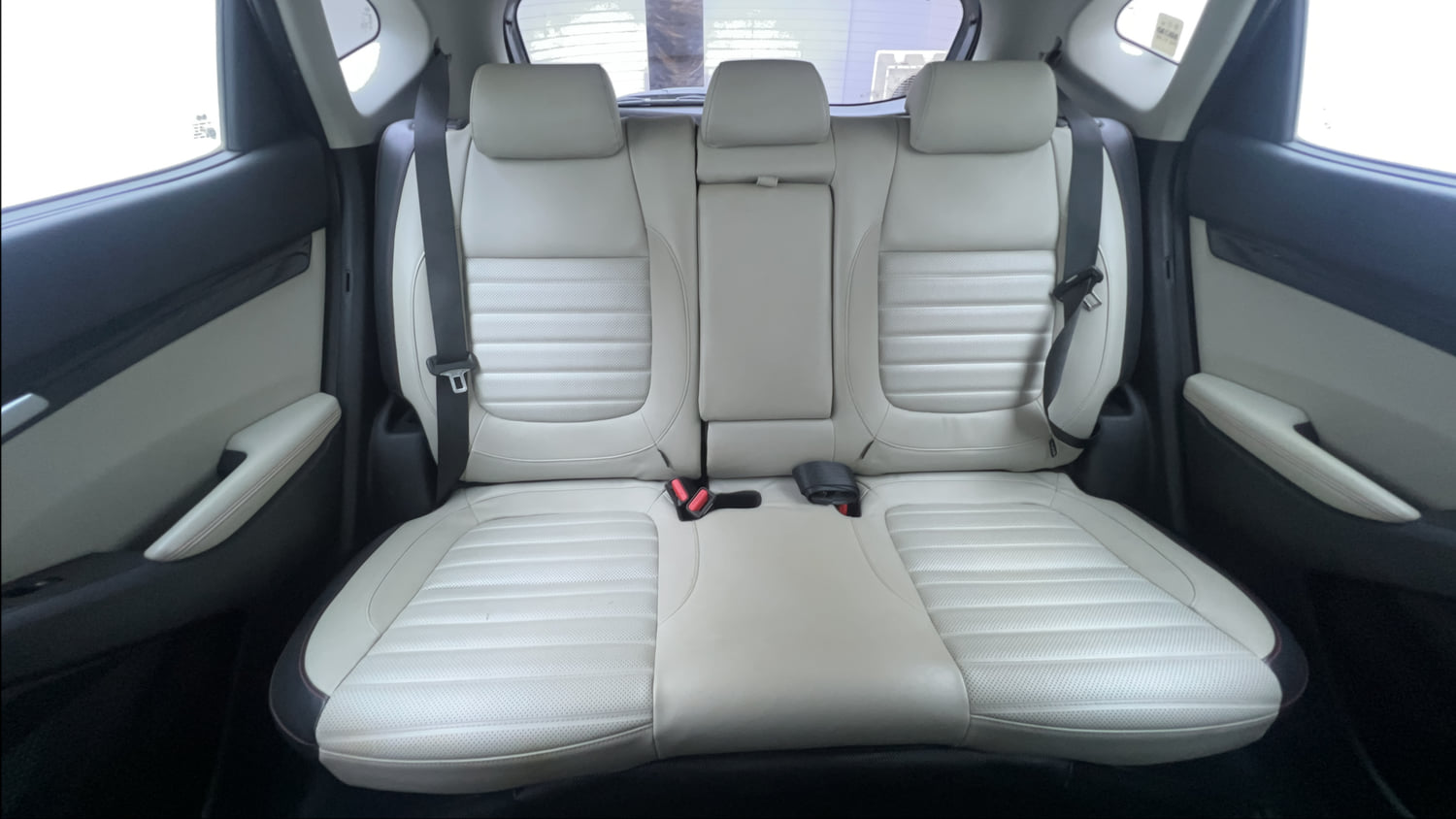 Used 2019 kia Seltos GTX Plus DCT 1.4 Petrol Automatic interior REAR SEAT CONDITION VIEW