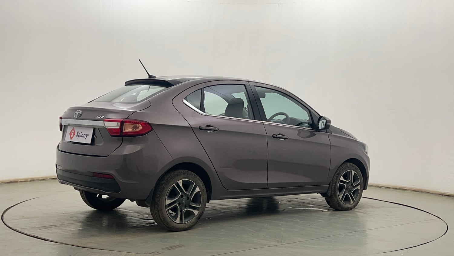 Used 2018 Tata Tigor Revotron XZA Petrol Automatic exterior RIGHT REAR CORNER VIEW