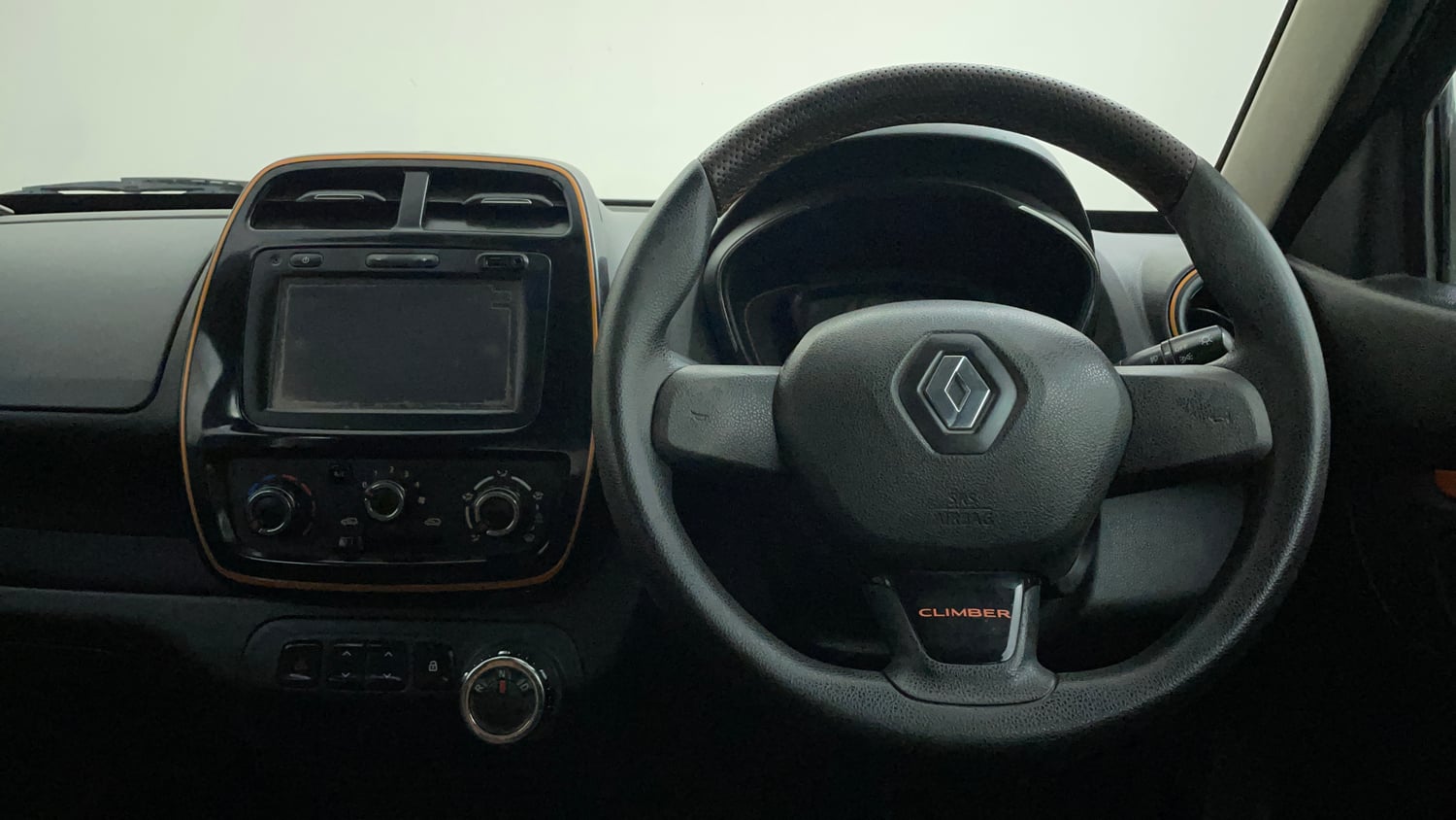 Used 2017 Renault Kwid CLIMBER 1.0 AMT Petrol Automatic interior STEERING VIEW