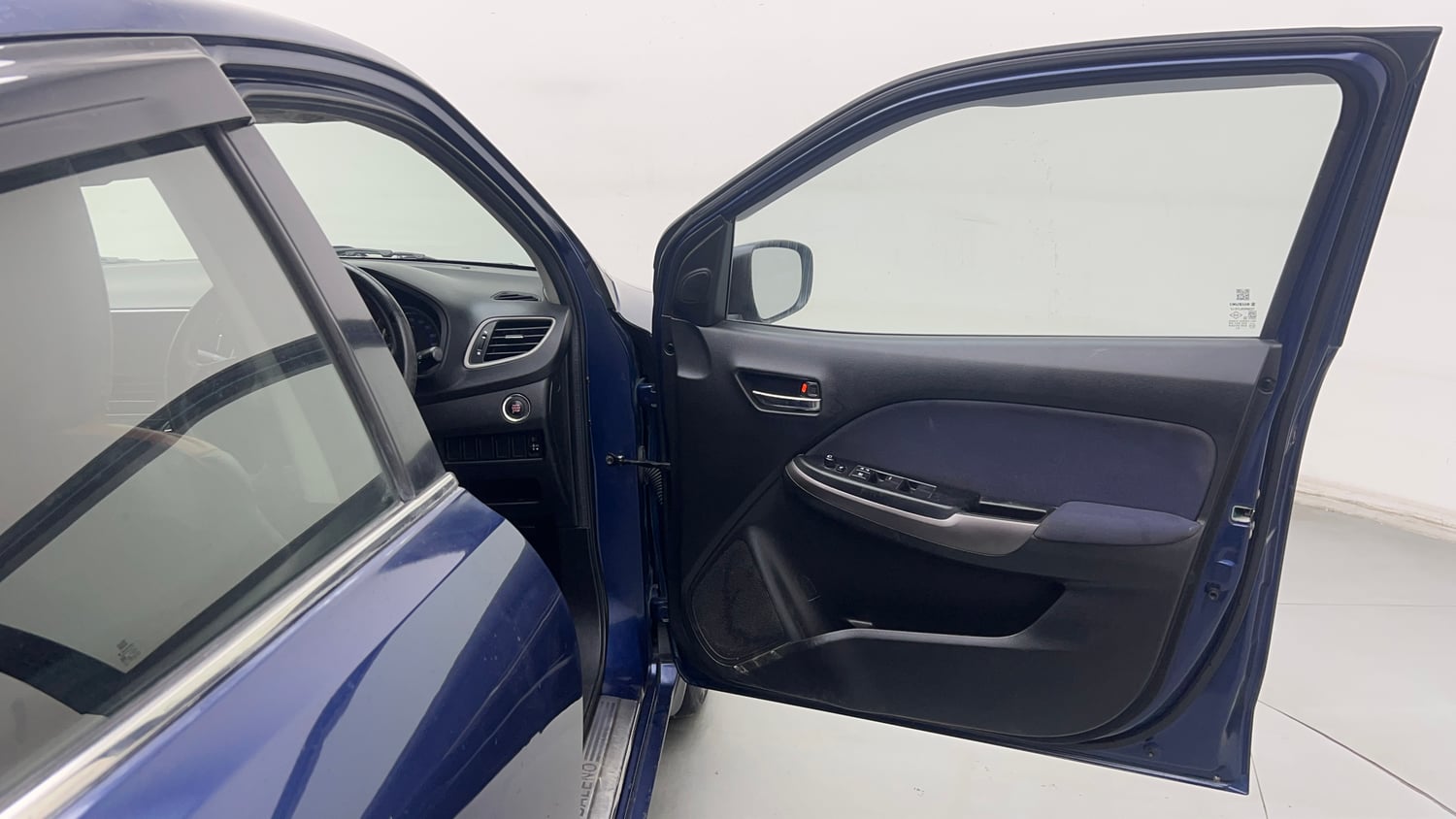 Used 2019 Maruti Suzuki Baleno Zeta Petrol Manual interior RIGHT FRONT DOOR OPEN VIEW