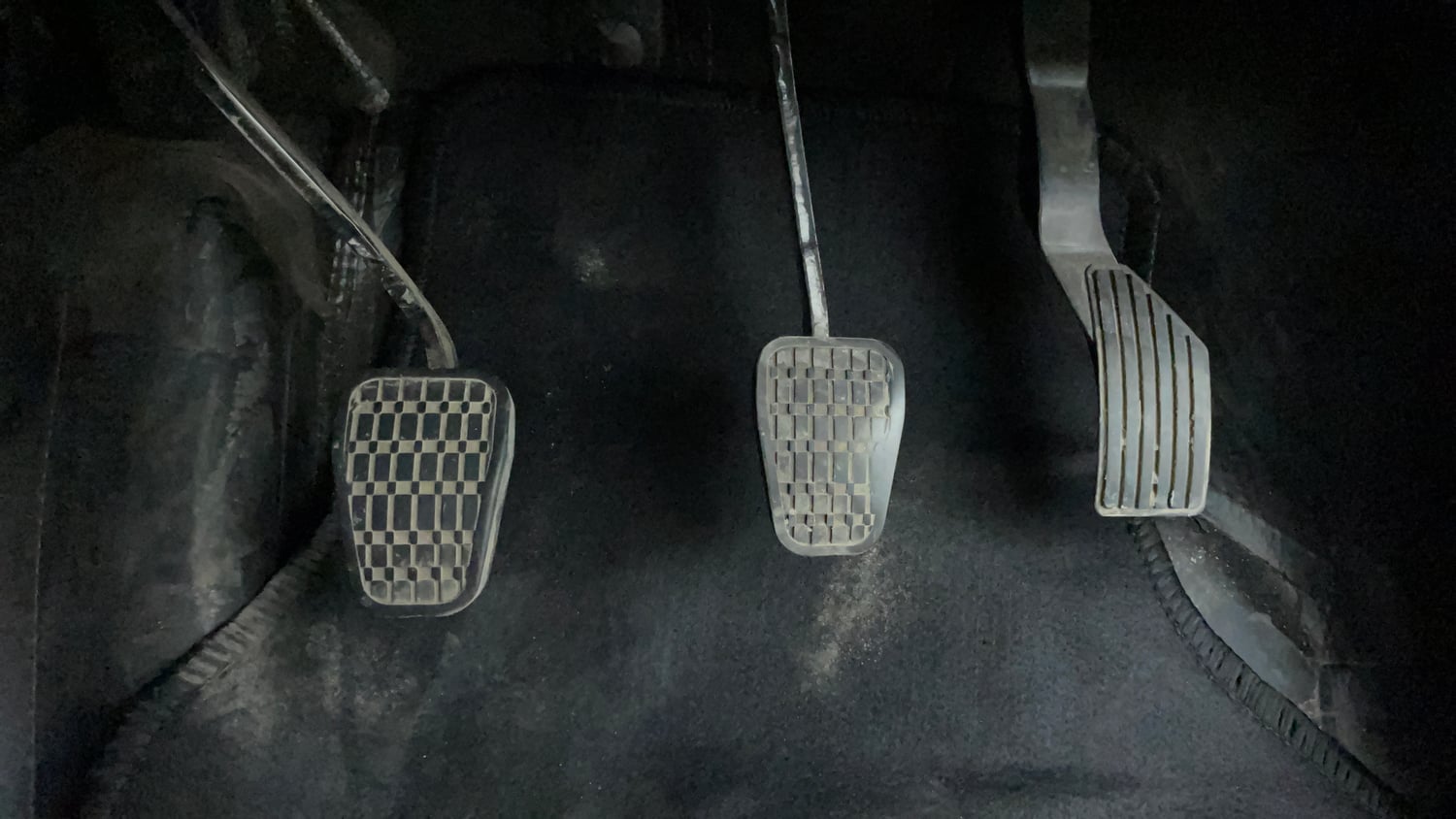 Used 2022 Tata Punch Accomplished MT Petrol + CNG(Outside Fitted) Cng Manual interior PEDALS VIEW