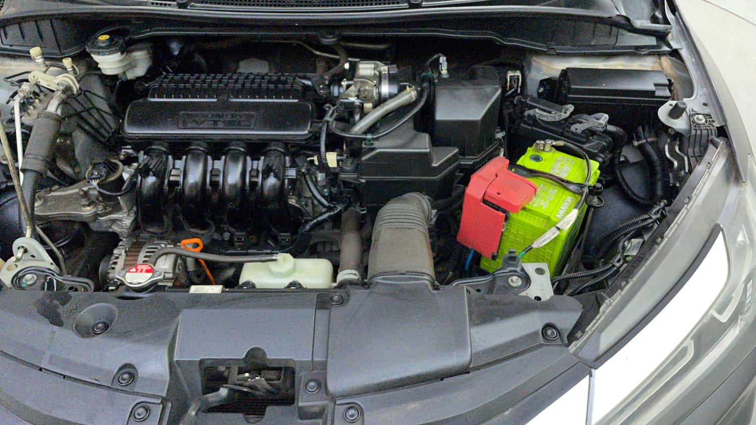Used 2020 Honda City VX CVT Petrol Petrol Automatic engine ENGINE LEFT SIDE VIEW