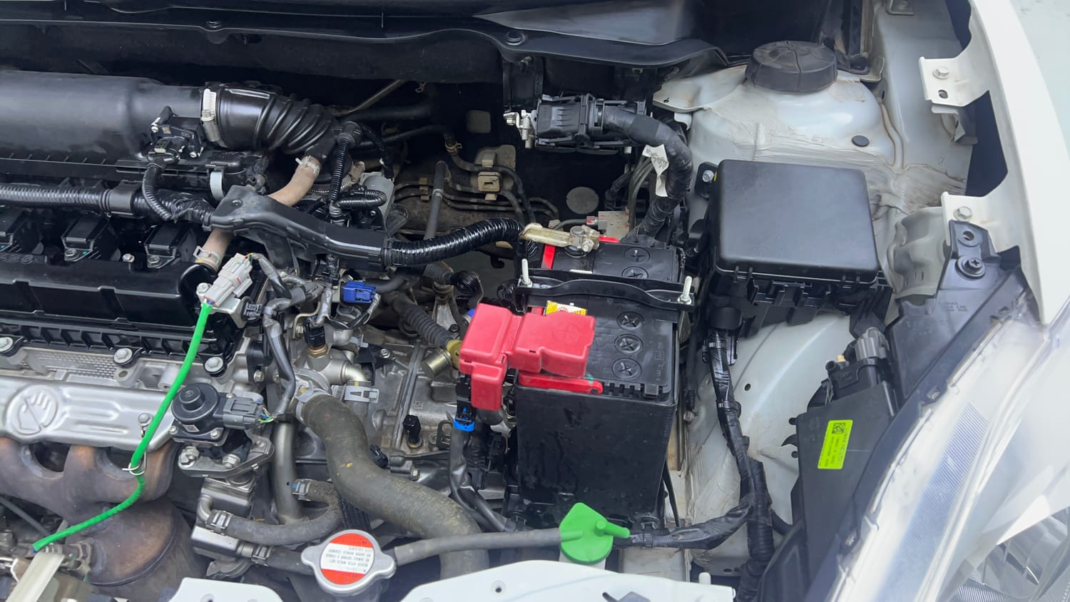 Used 2024 Maruti Suzuki Swift ZXi Petrol Manual engine ENGINE LEFT SIDE VIEW