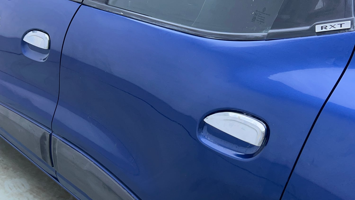 Used 2018 Renault Kwid CLIMBER 1.0 AMT Petrol Automatic dents MINOR SCRATCH