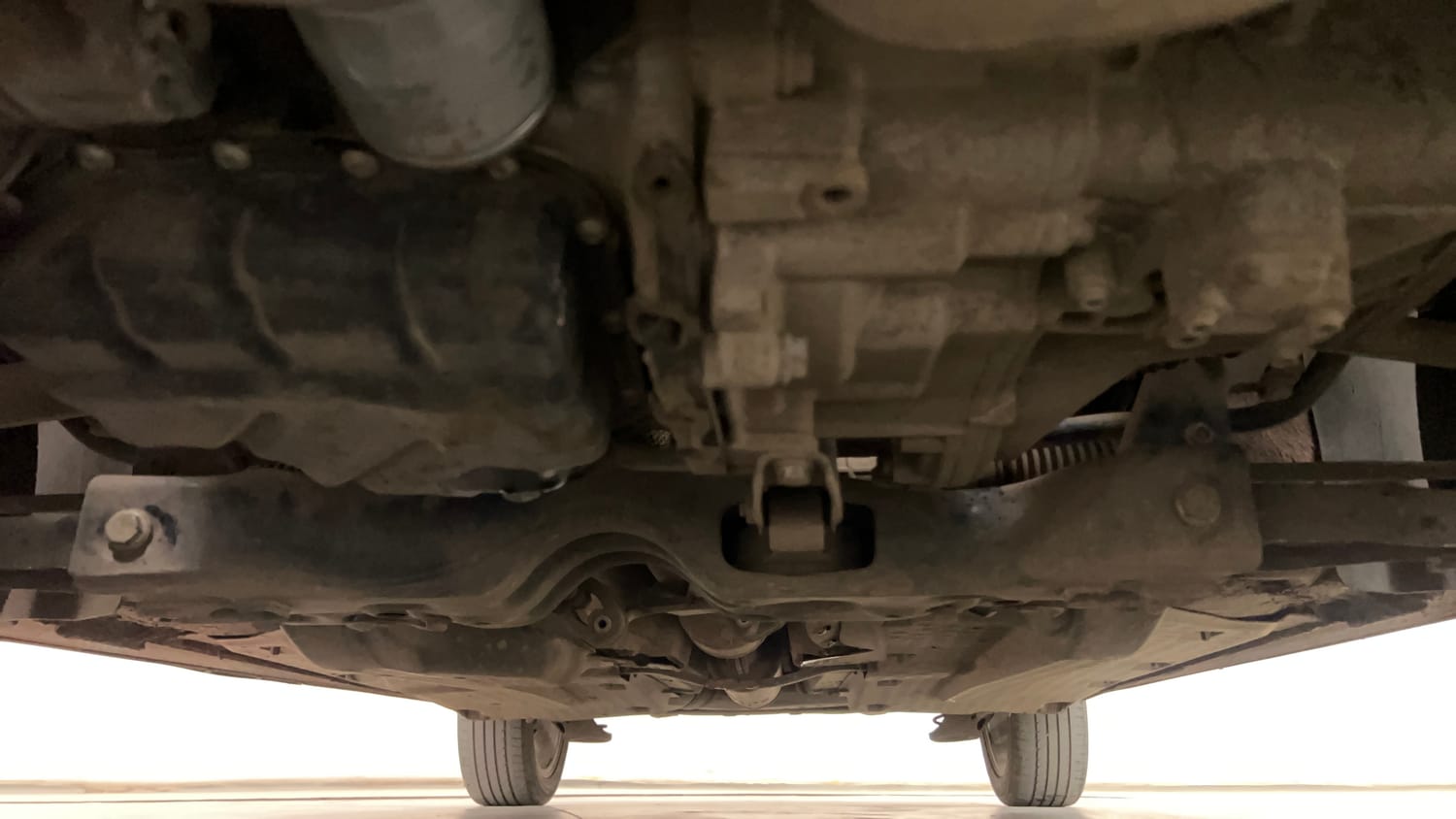 Used 2022 Volkswagen Polo Highline Plus 1.0L TSI Petrol Manual extra FRONT LEFT UNDERBODY VIEW