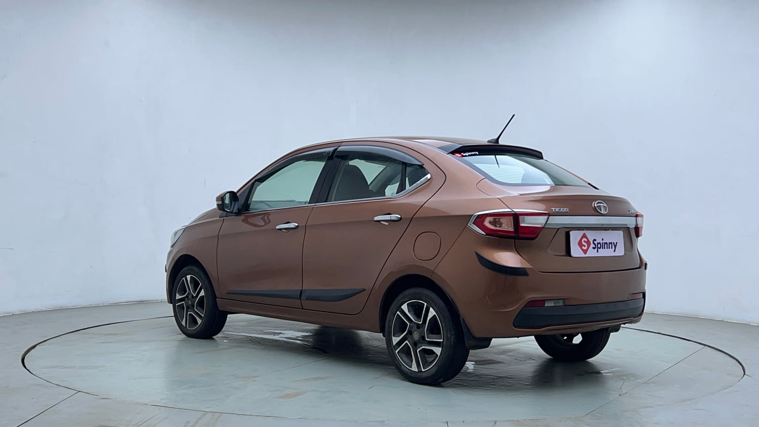 Used 2018 Tata Tigor Revotron XZA Petrol Automatic exterior LEFT REAR CORNER VIEW