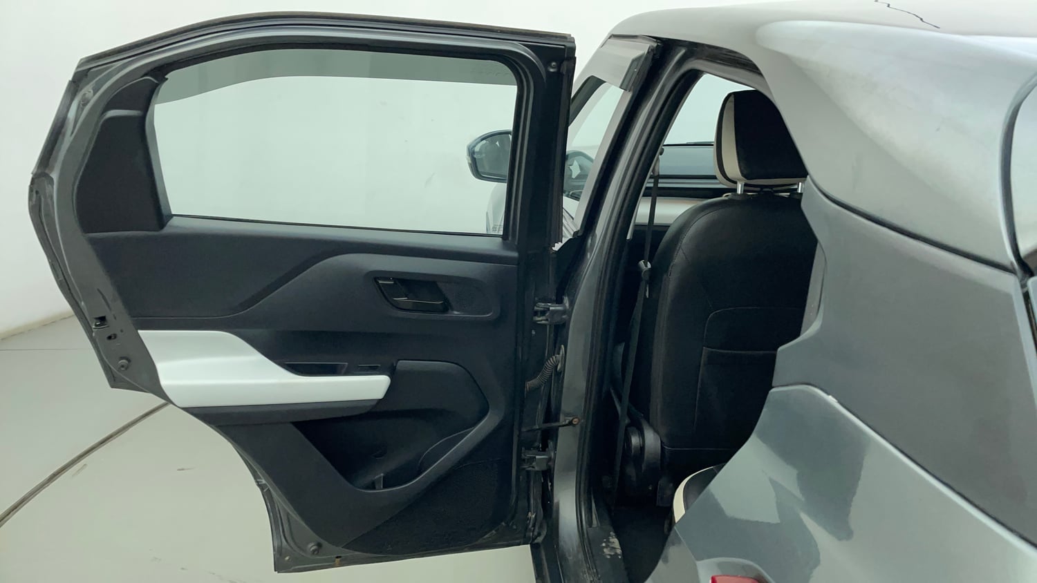 Used 2022 Tata Punch Accomplished MT Petrol + CNG(Outside Fitted) Cng Manual interior LEFT REAR DOOR OPEN VIEW