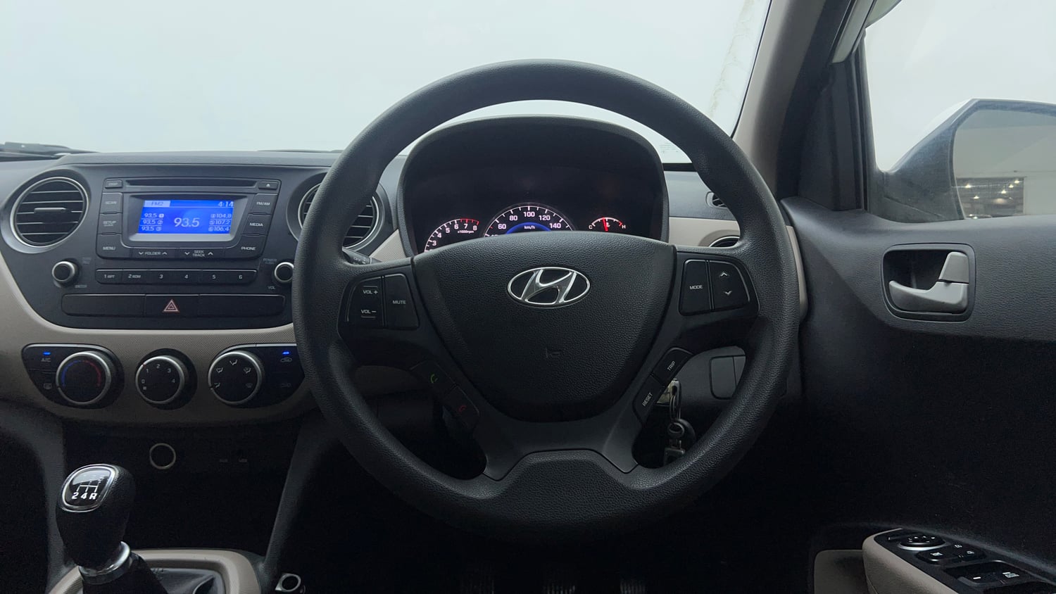 Used 2015 Hyundai Grand i10 Sportz 1.2 Kappa VTVT Petrol Manual interior STEERING VIEW