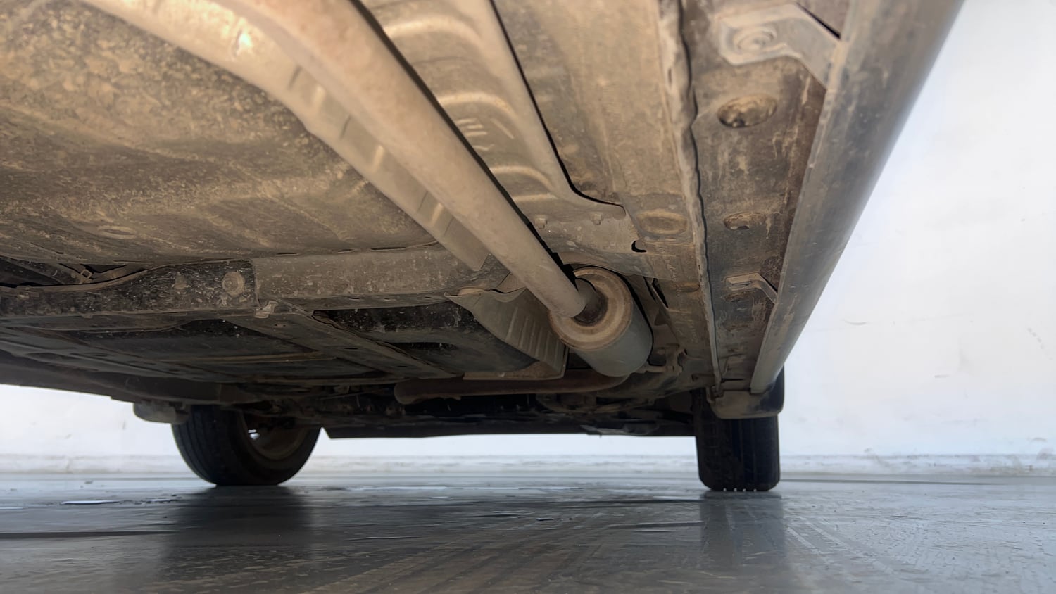 Used 2017 Honda WR-V VX MT Petrol Petrol Manual extra REAR RIGHT UNDERBODY VIEW