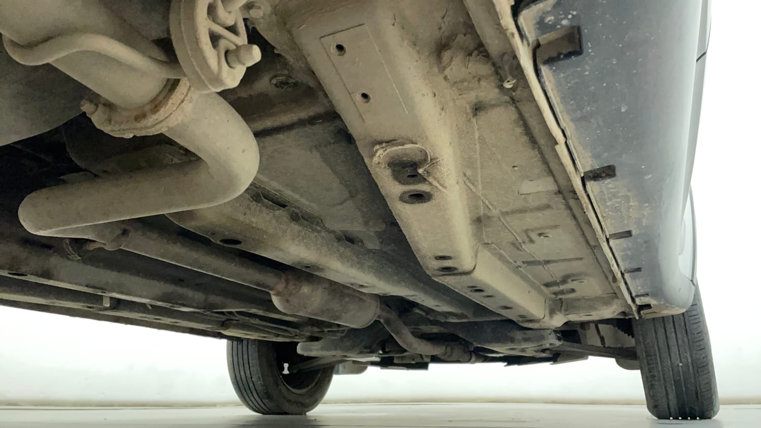 Used 2024 Tata Nexon Pure 1.2 Revotron Petrol 6MT Petrol Manual extra REAR RIGHT UNDERBODY VIEW