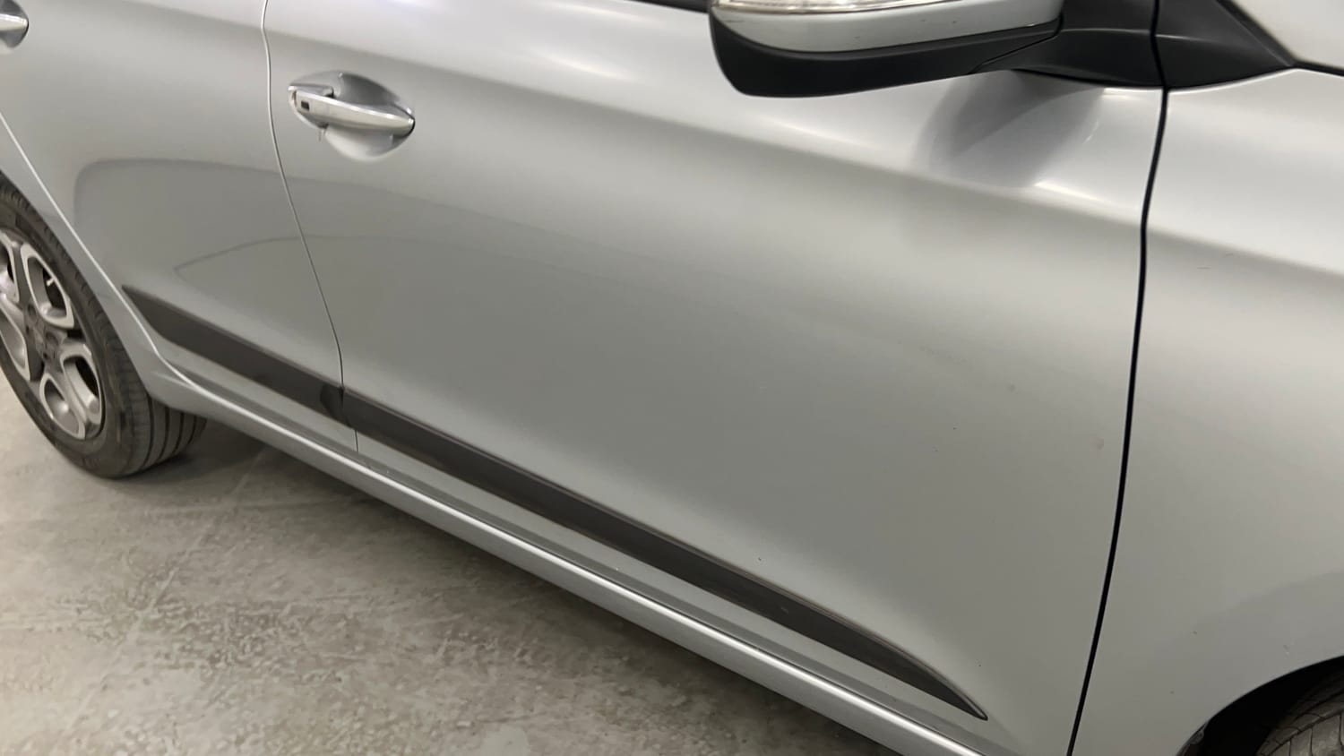 Used 2019 Hyundai Elite i20 Asta 1.2 (O) Petrol Manual dents MINOR DENT