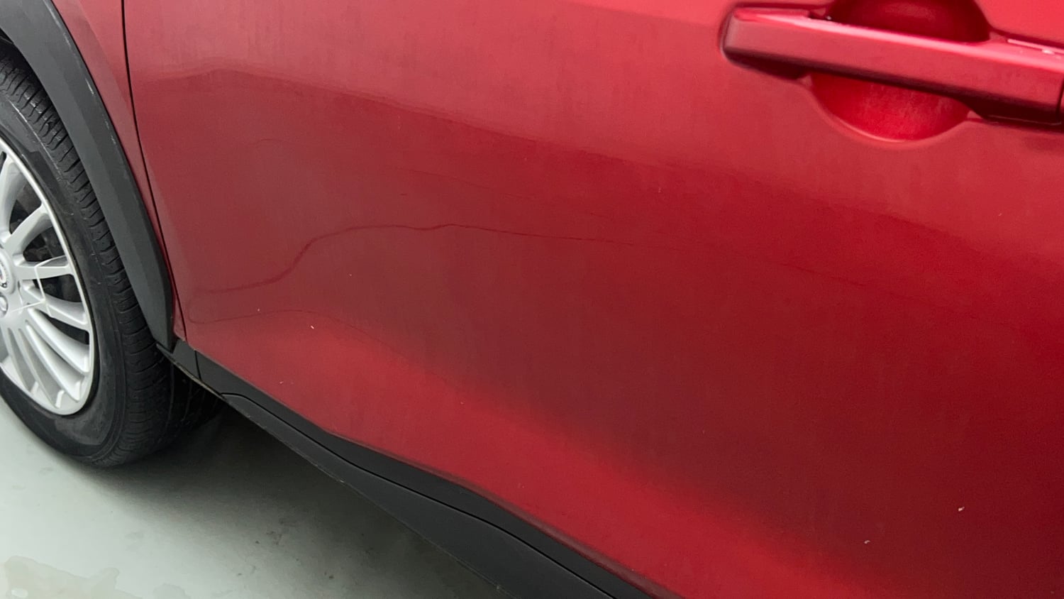 Used 2023 Nissan Magnite XL Petrol Manual dents MINOR SCRATCH