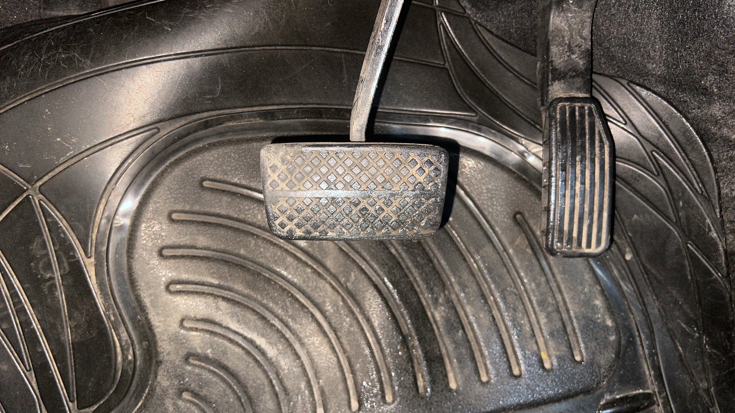 Used 2015 Honda Jazz V AT Petrol Petrol Automatic interior PEDALS VIEW