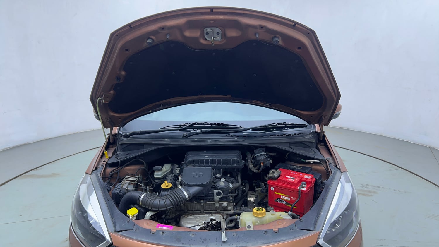 Used 2018 Tata Tigor Revotron XZA Petrol Automatic engine ENGINE & BONNET OPEN FRONT VIEW